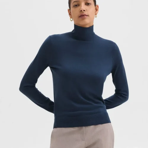 Turtleneck Sweater in Regal Wool